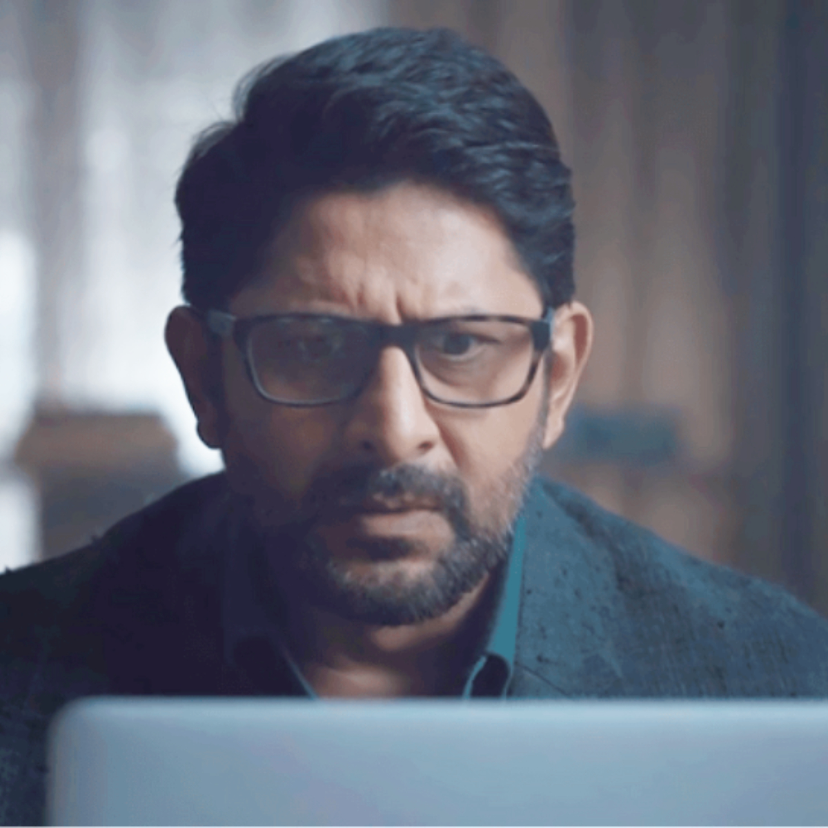 Asur Review: Arshad Warsi and Barun Sobti starrer is gripping and will keep you hooked on to it till the end