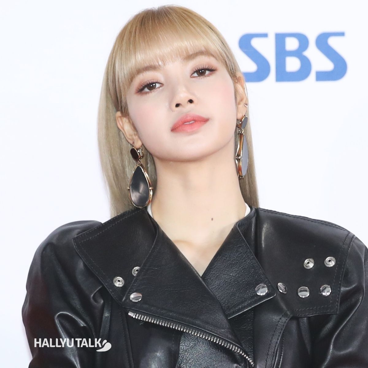 BLACKPINK's Lisa at the red carpet of 2018 SBS Gayo Daejeon. (Pic Credits: News1) Lisa of BLACKPINK at the red carpet of SBS Gayo Daejeon Awards in 2018