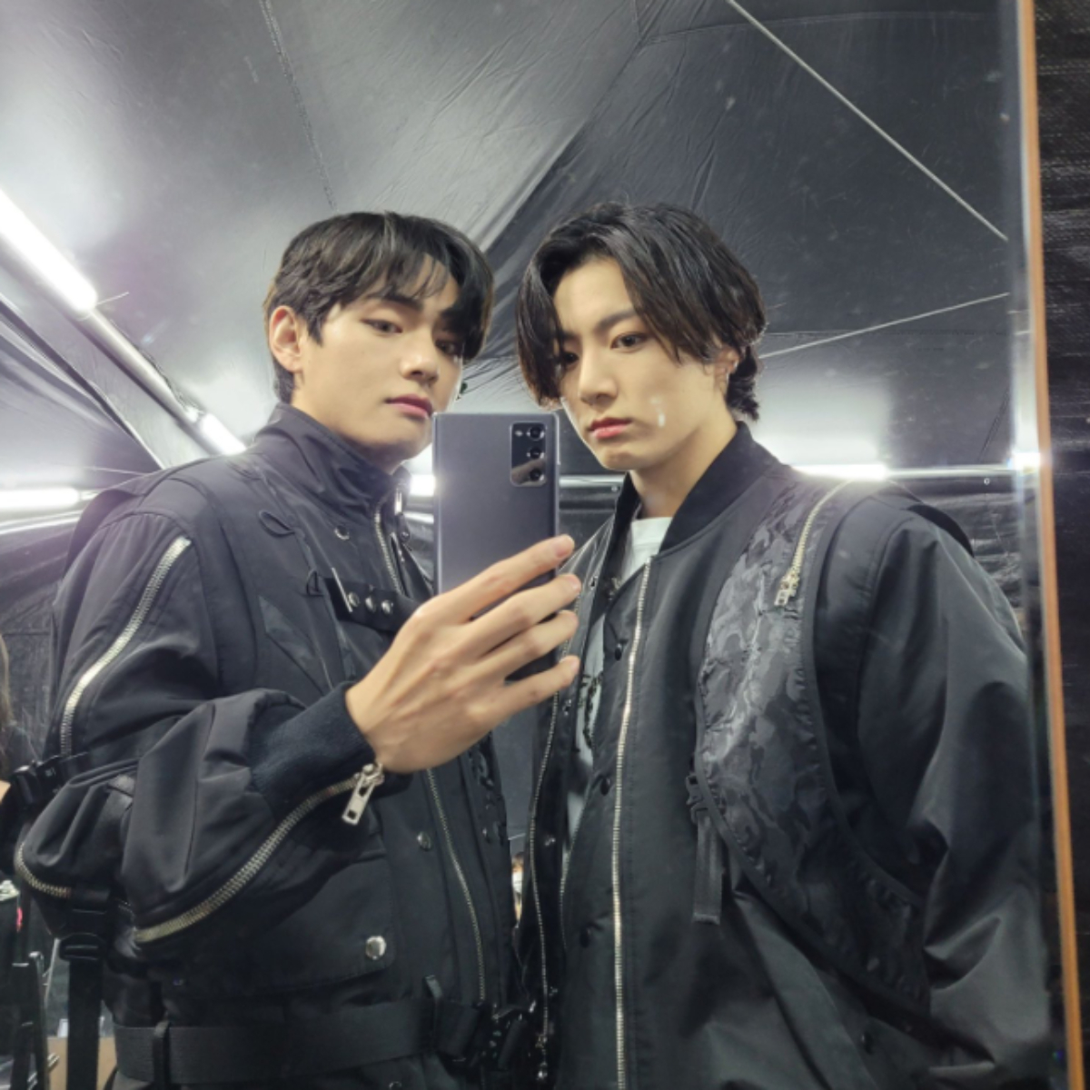 BTS: V, Jungkook start off 2021 by adding a Taekook selca to the files; J Hope welcomes 2021 with goofy pics BTS wish ARMY a Happy New Year