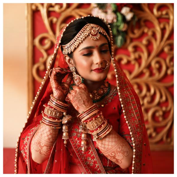 Indian wedding couple poses | Indian bride photography poses, Indian  wedding couple, Indian wedding poses