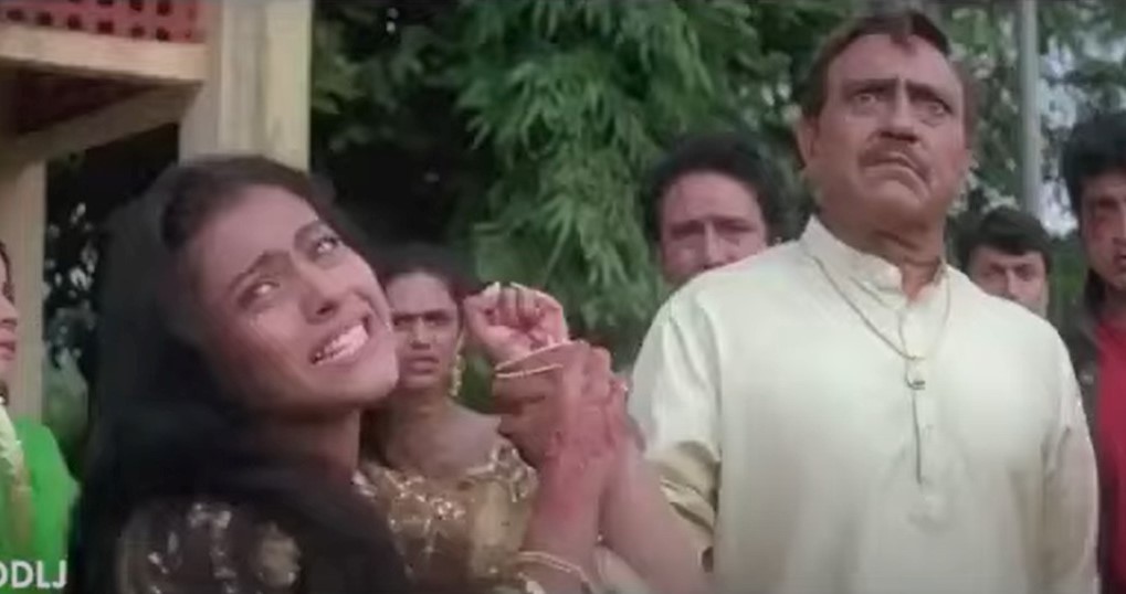 Famous bollywood dialogues