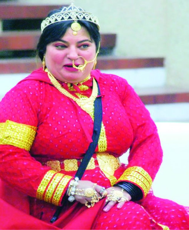 Dolly Bindra in Gadar