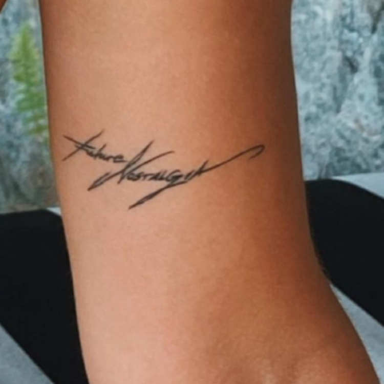 Dua Lipas Tattoo Collection Makes Me Want To Get Inked ASAP