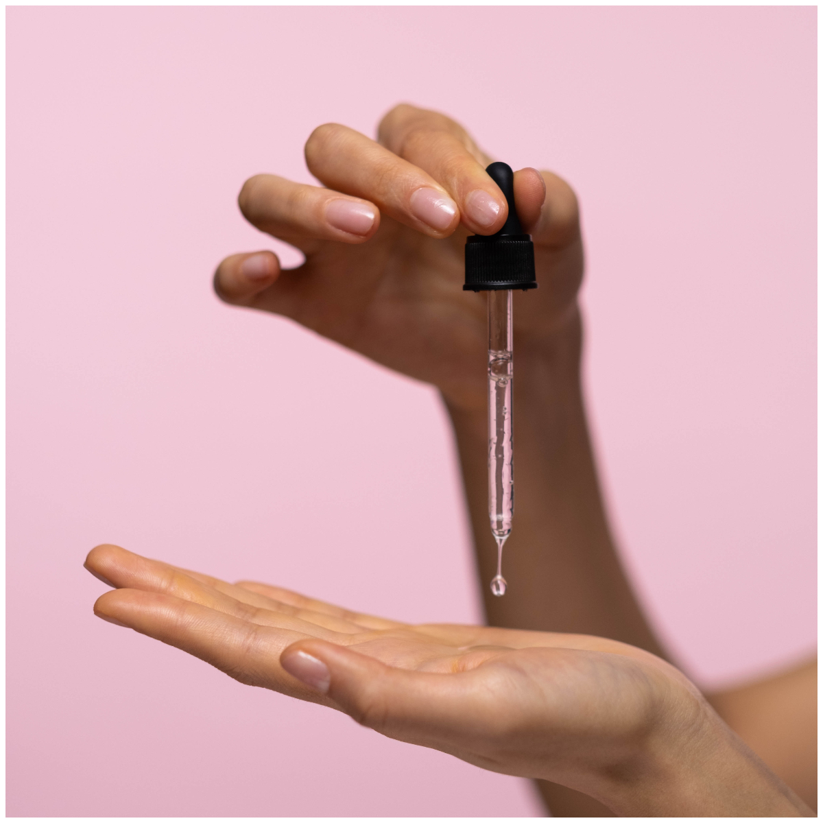 7 Best Face Serums You Can Get at Discounted Rates in the Amazon Deal of the Day