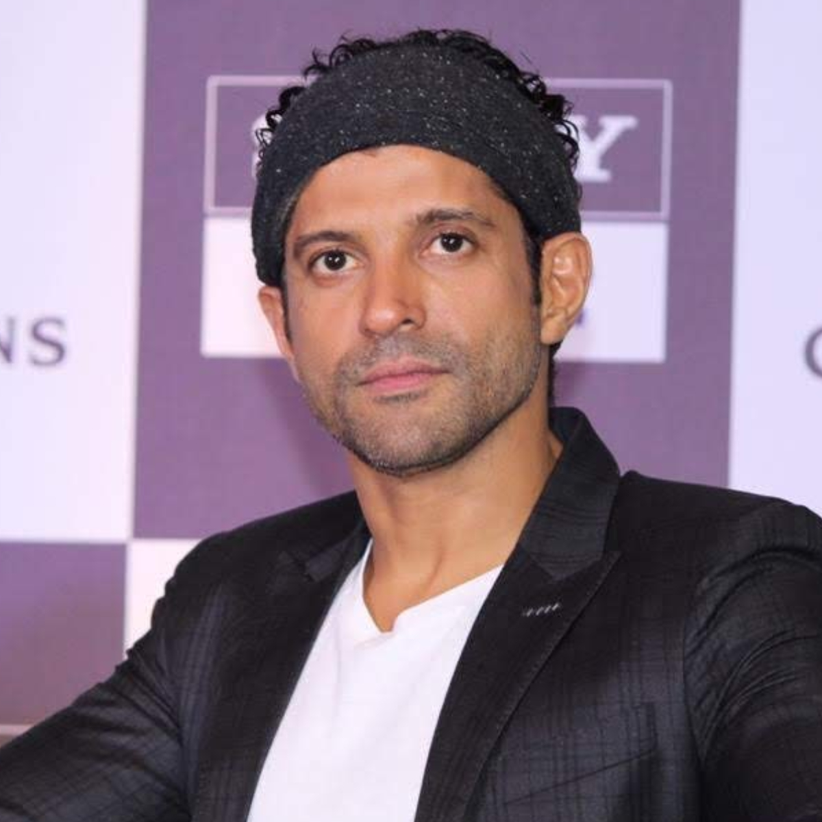 EXCLUSIVE: Farhan Akhtar reveals he intends to direct again; Is constantly asked about Dil Chahta Hai 2, Don 3