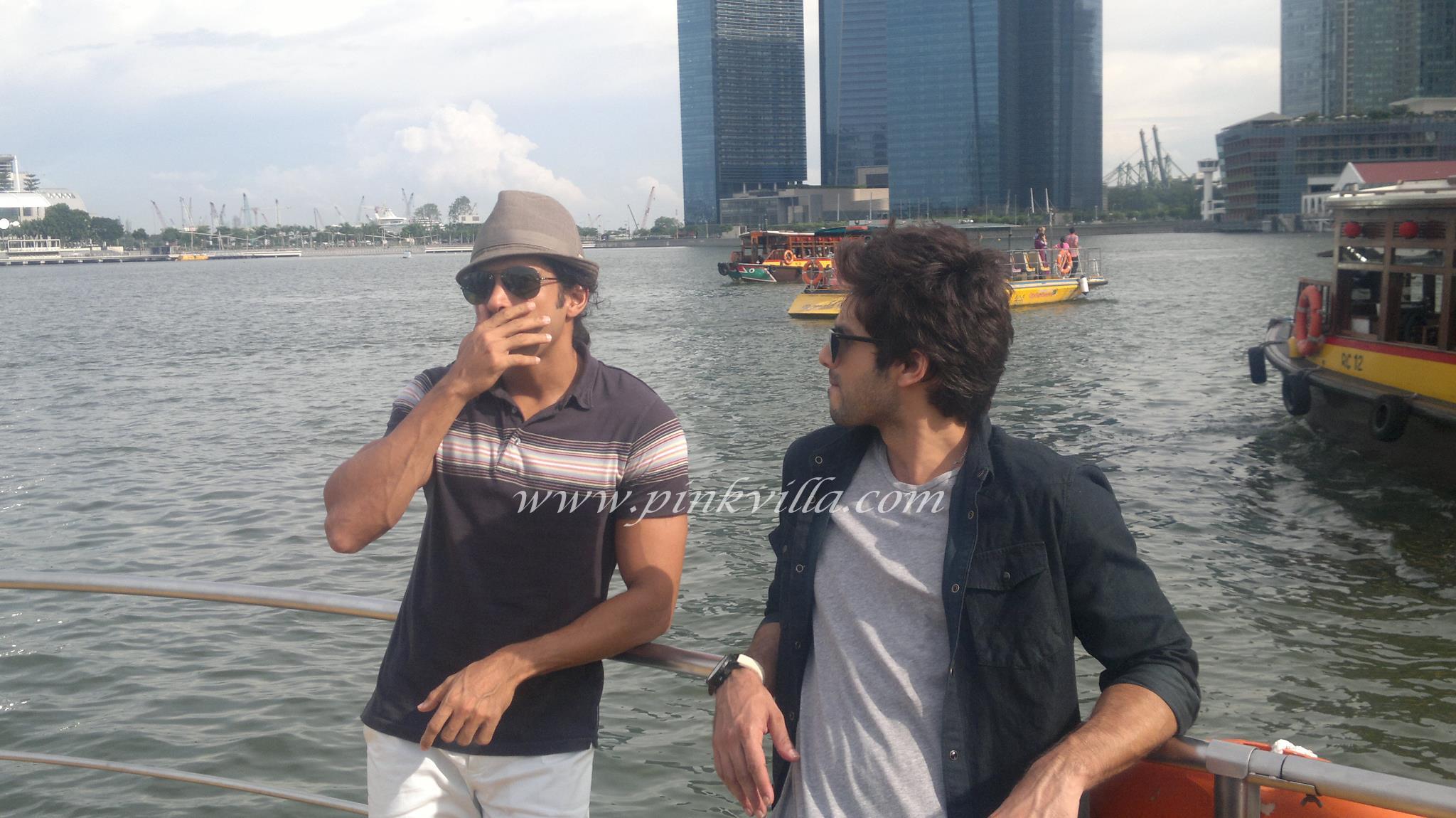 Farhan Akhtar & Shahid Kapoor take a ferry ride in Singapore