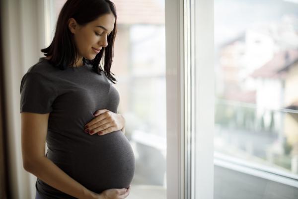 EXCLUSIVE: Easy ways a pregnant mother can take care of her skin & hair explains beauty expert Shahnaz Husain