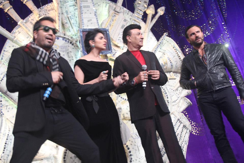 Saif Ali Khan & Parineeti Chopra host the GiMA Awards 2012
