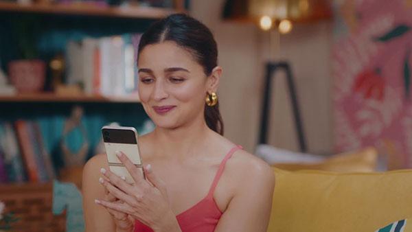 Level up your style with Samsung Galaxy Z Flip3 5G, just like Alia Bhatt! Will you Flip or Fold?