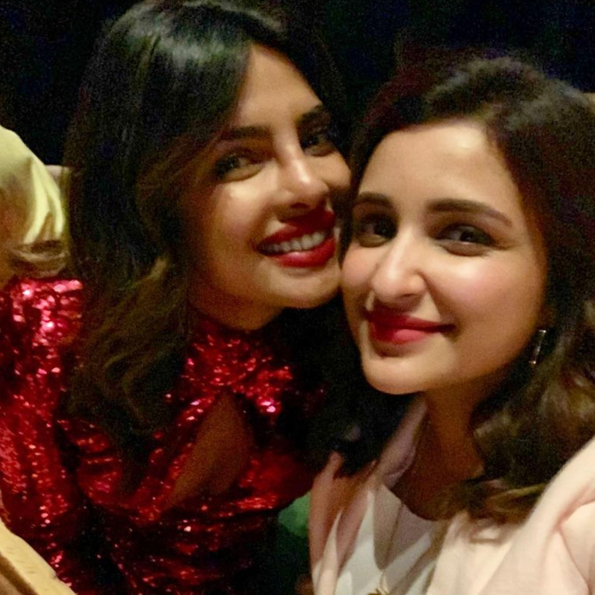 EXCLUSIVE: Here are the tips that Priyanka Chopra gave Parineeti Chopra for Saina; Read Deets