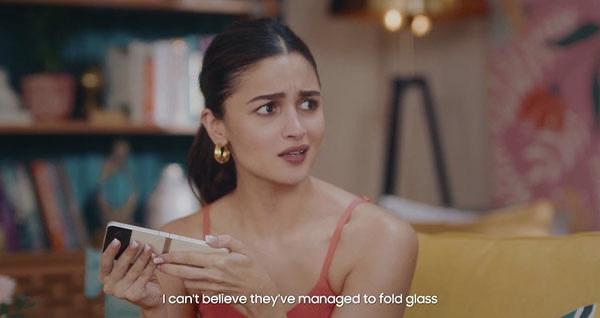Level up your style with Samsung Galaxy Z Flip3 5G, just like Alia Bhatt! Will you Flip or Fold?