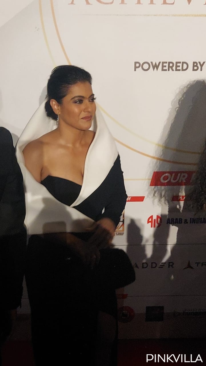 721px x 1280px - PHOTOS: Kajol looks bewitching in a black bodycon gown; Her dramatic collar  has our attention | PINKVILLA