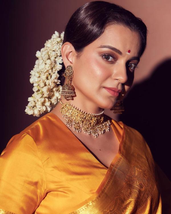 LIME YELLOW ZARI WOVEN TRADITIONAL PAITHANI SILK SAREE – zarikaariindia.com