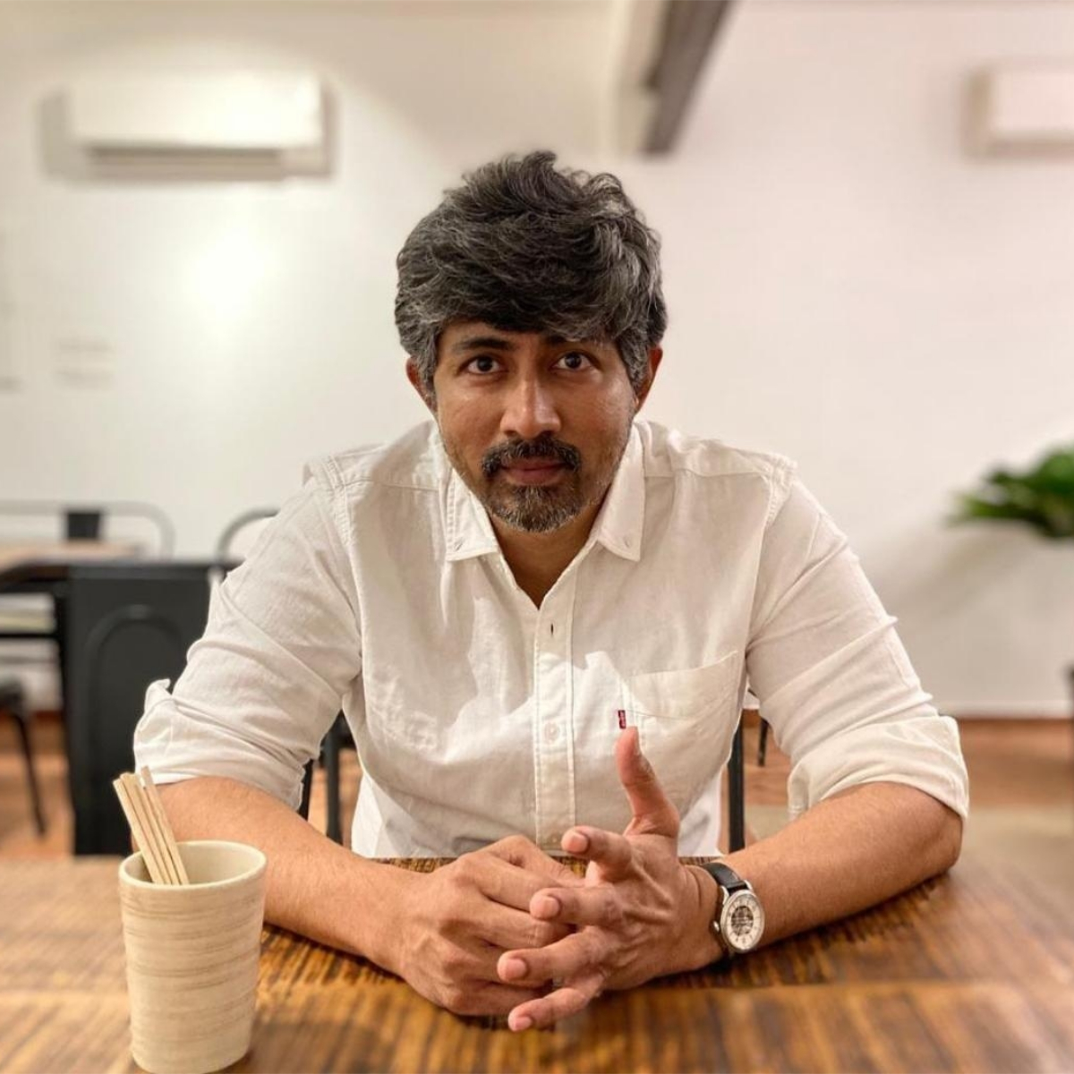 Karthik Kumar gives the perfect reply to online troll who tried to put down his ex wife Suchitra