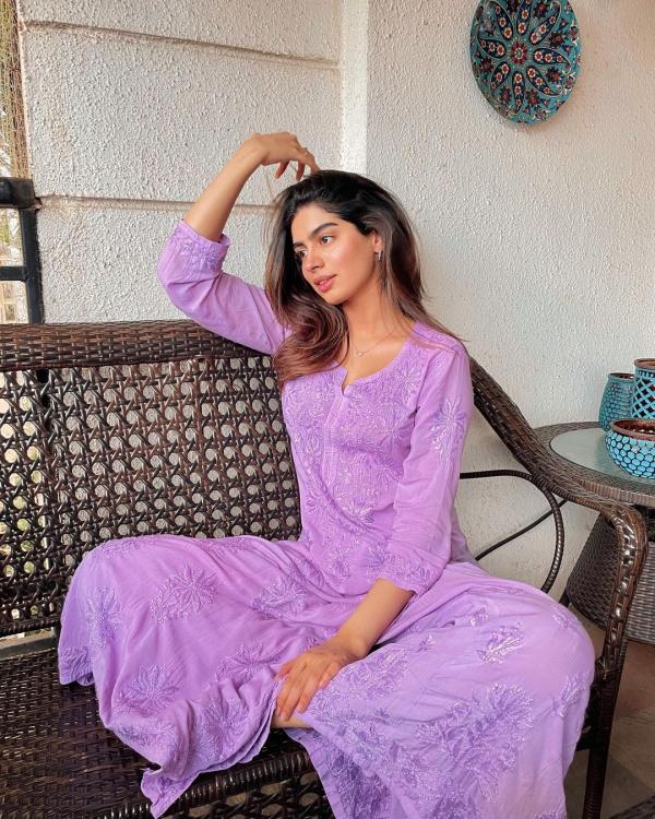 Bollywood Actors Spotted in Lucknow Chikankari Kurtas  Ada Chikan Blog