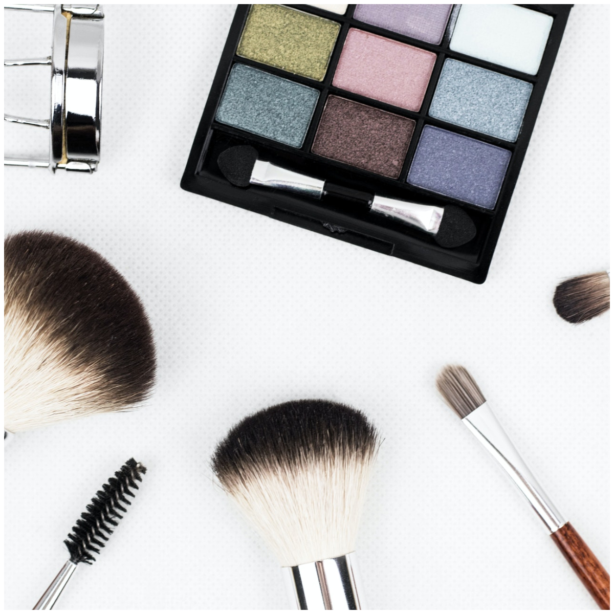 Know 7 important makeup tools every beginner needs to know | PINKVILLA