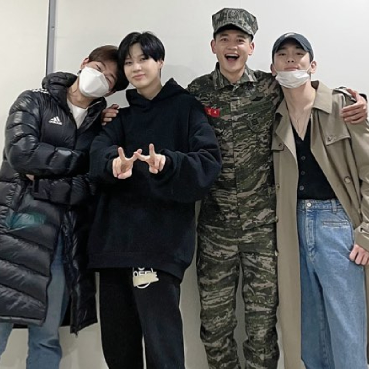 We're Back: Minho gets discharged from military service; Reunites with SHINee members Onew, Key and Taemin Shawols couldn't get enough of SHINee's reunion post Minho's military discharge