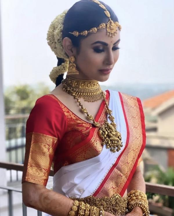 Mouni Roy Paints Her Big Day Bright As A Beautiful Bride In A White And Red  Silk Saree | Pinkvilla