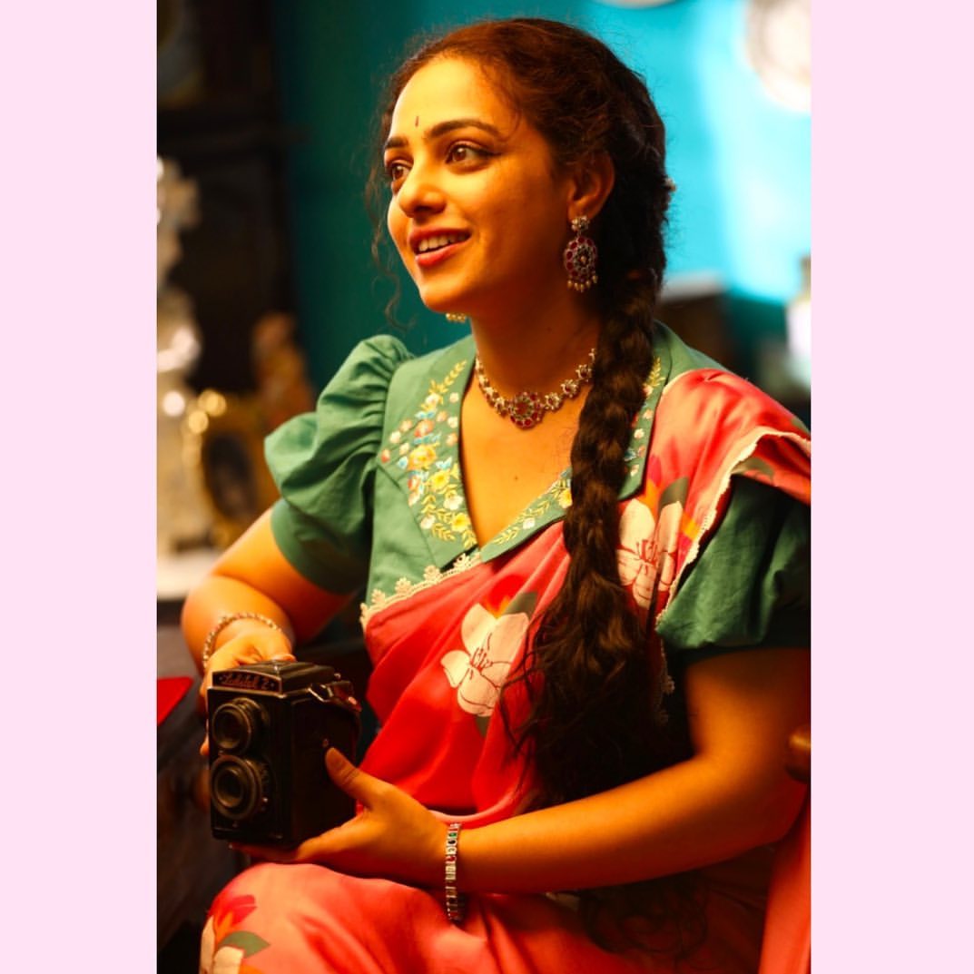 Saree looks of Nithya Menen