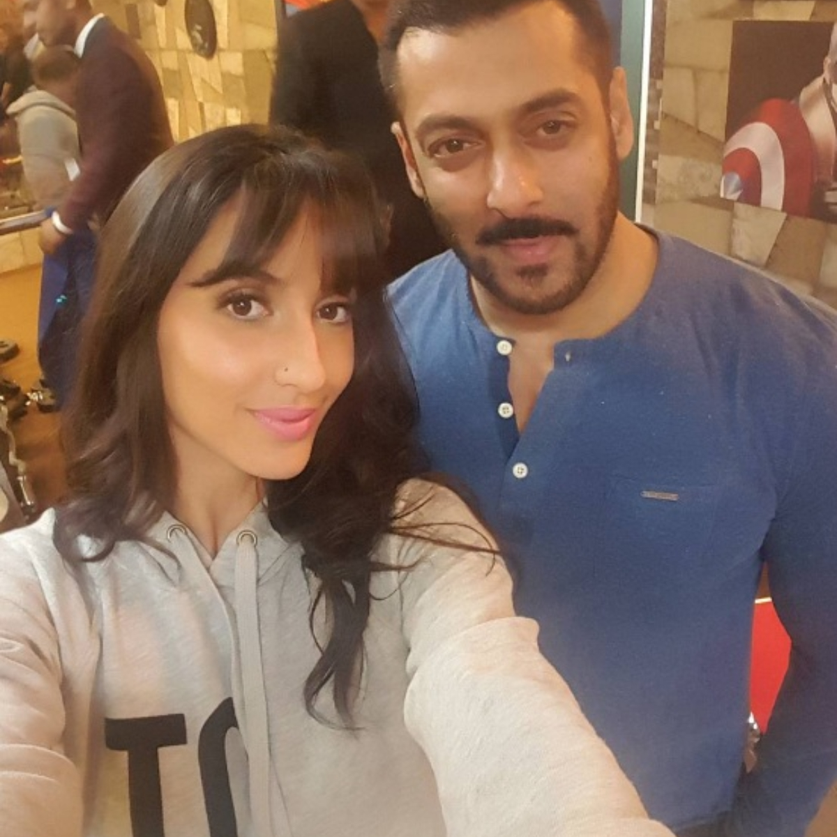 Throwback: When Nora Fatehi hanged out with 'humble' Salman Khan & clicked the coolest selfie with him Throwback: When Nora Fatehi hanged out with 'humble' Salman Khan & clicked the coolest selfie with him