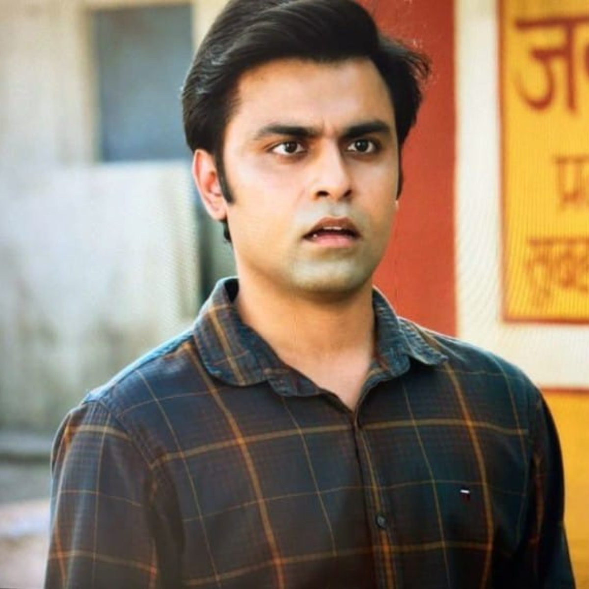 Panchayat 2 to Gullak 3; Five family-friendly web series to watch with your folks this weekend Panchayat 2 to Gullak 3; Five family-friendly web series to watch with your folks this weekend
