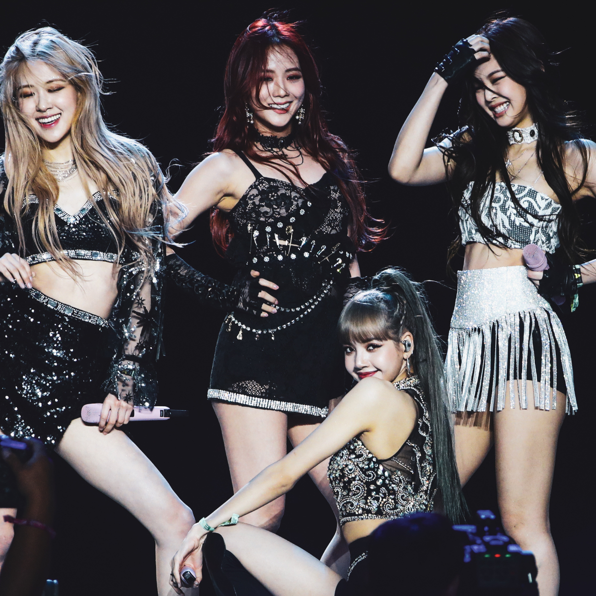 Jisoo, Jennie, Rosé, or Lisa? Pick some songs from the 90s & we’ll tell which BLACKPINK member you’re like Pick some songs from the 90s & we’ll tell which BLACKPINK member you’re like