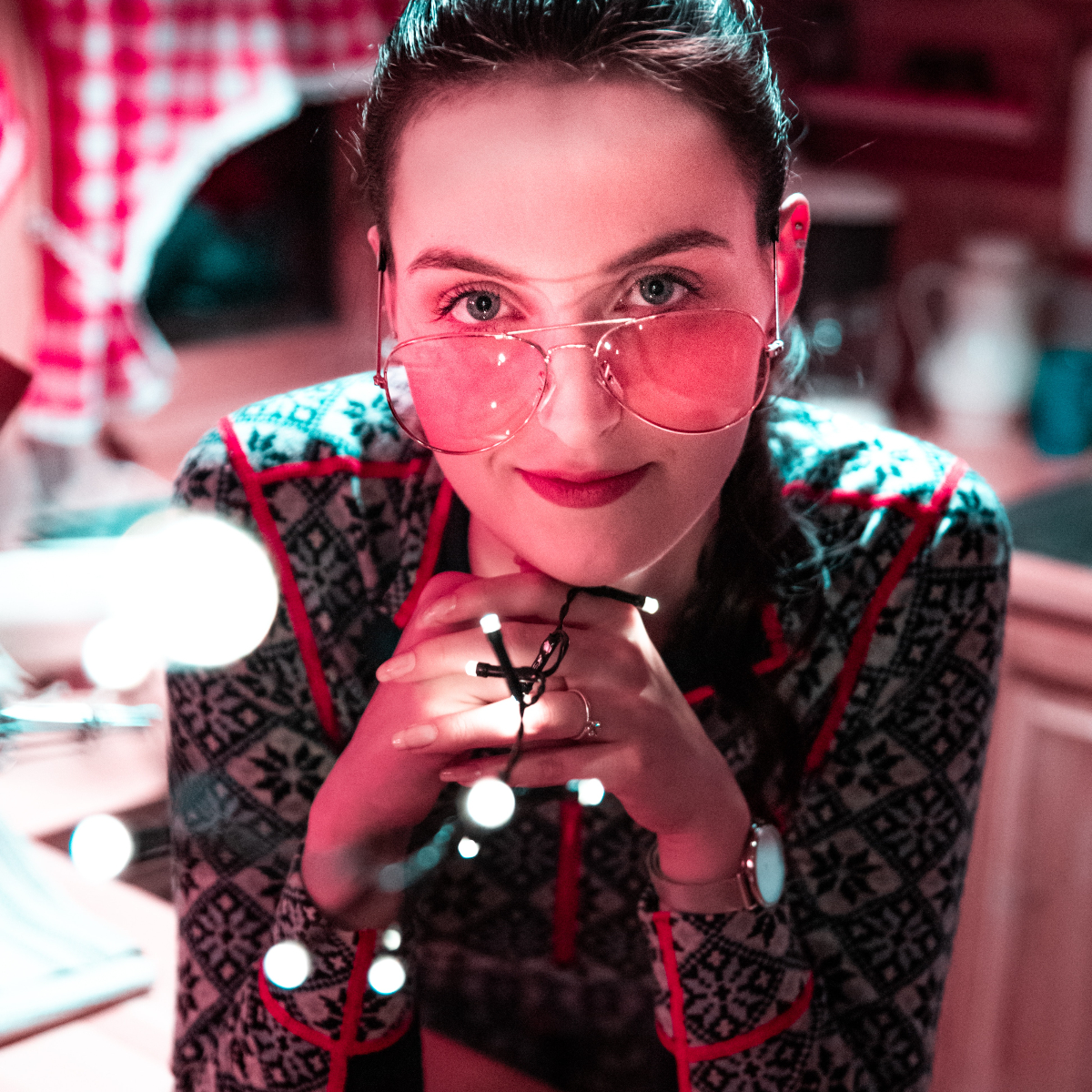 4 OBVIOUS Signs she is simply playing you 4 OBVIOUS Signs she is simply playing you