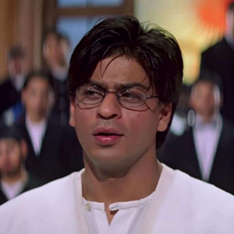 10 Heart touching dialogues about love from the movie Mohabbatein