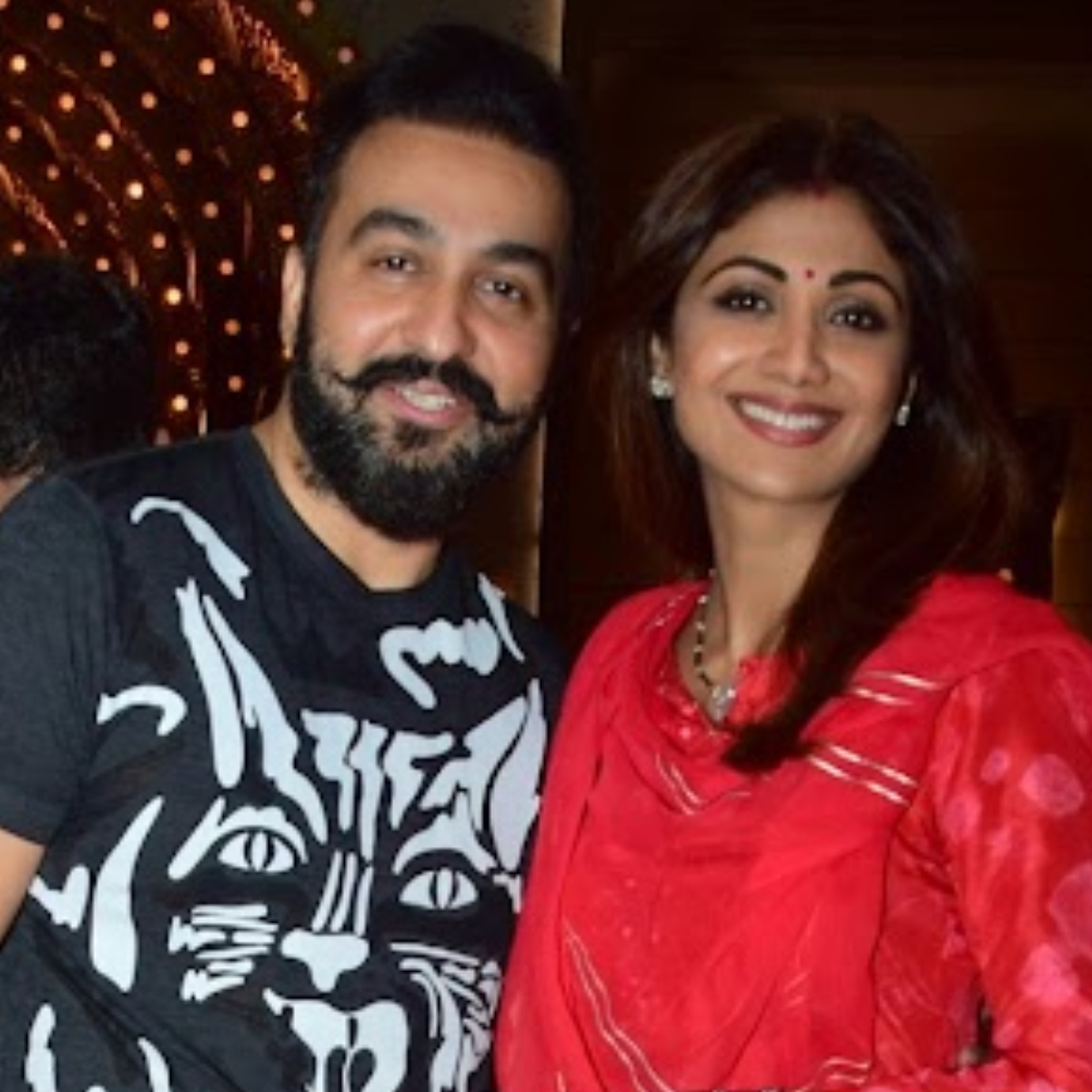 EXCLUSIVE: Shilpa Shetty & Raj Kundra very much together as they plan a romantic dinner on wedding anniversary