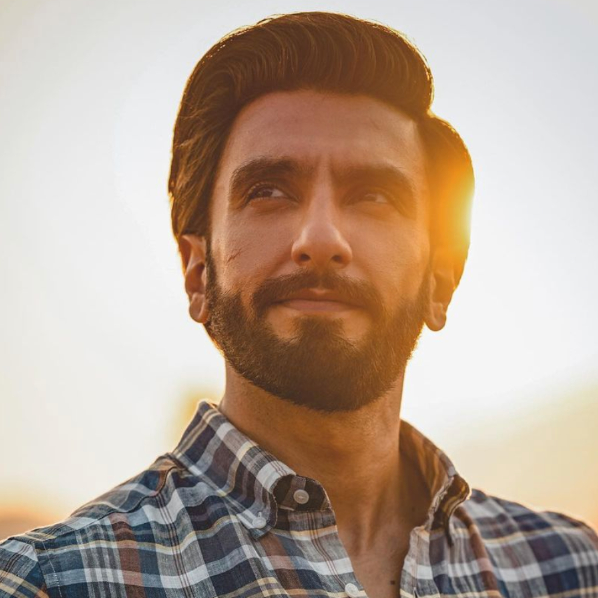 Ranveer Singh shares his review of Alia Bhatt-Ranbir Kapoor's Brahmastra trailer; Calls it 'Unprecedented'
