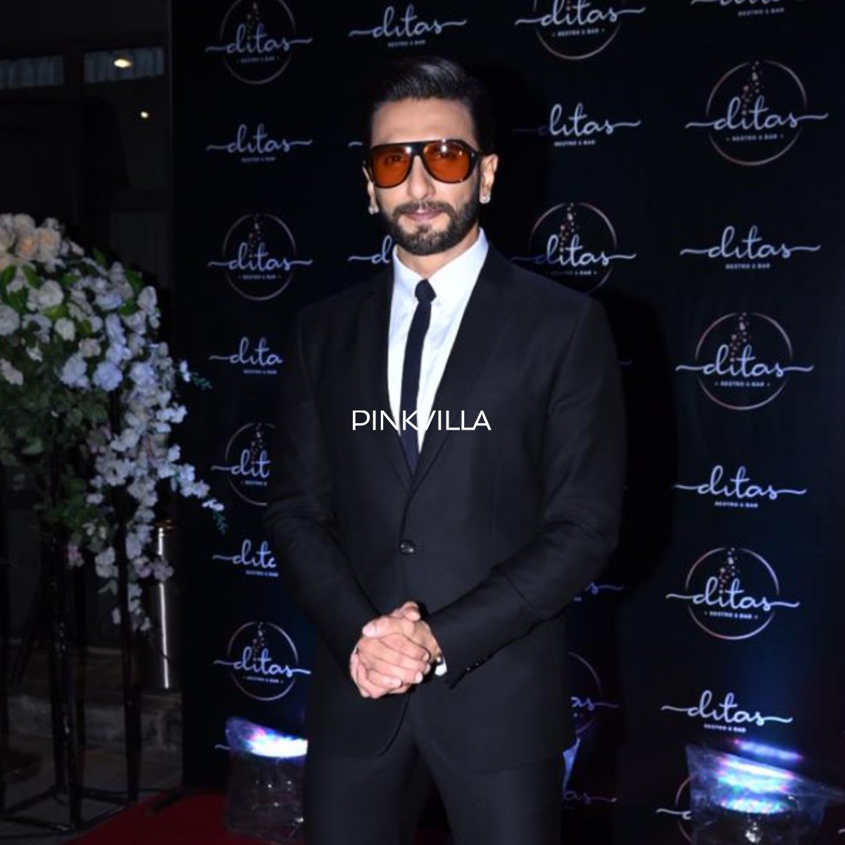 Ranveer Singh looks dapper as he suits up for an event in the city; PHOTOS Ranveer Singh looks dapper as he suits up for an event in the city; PHOTOS