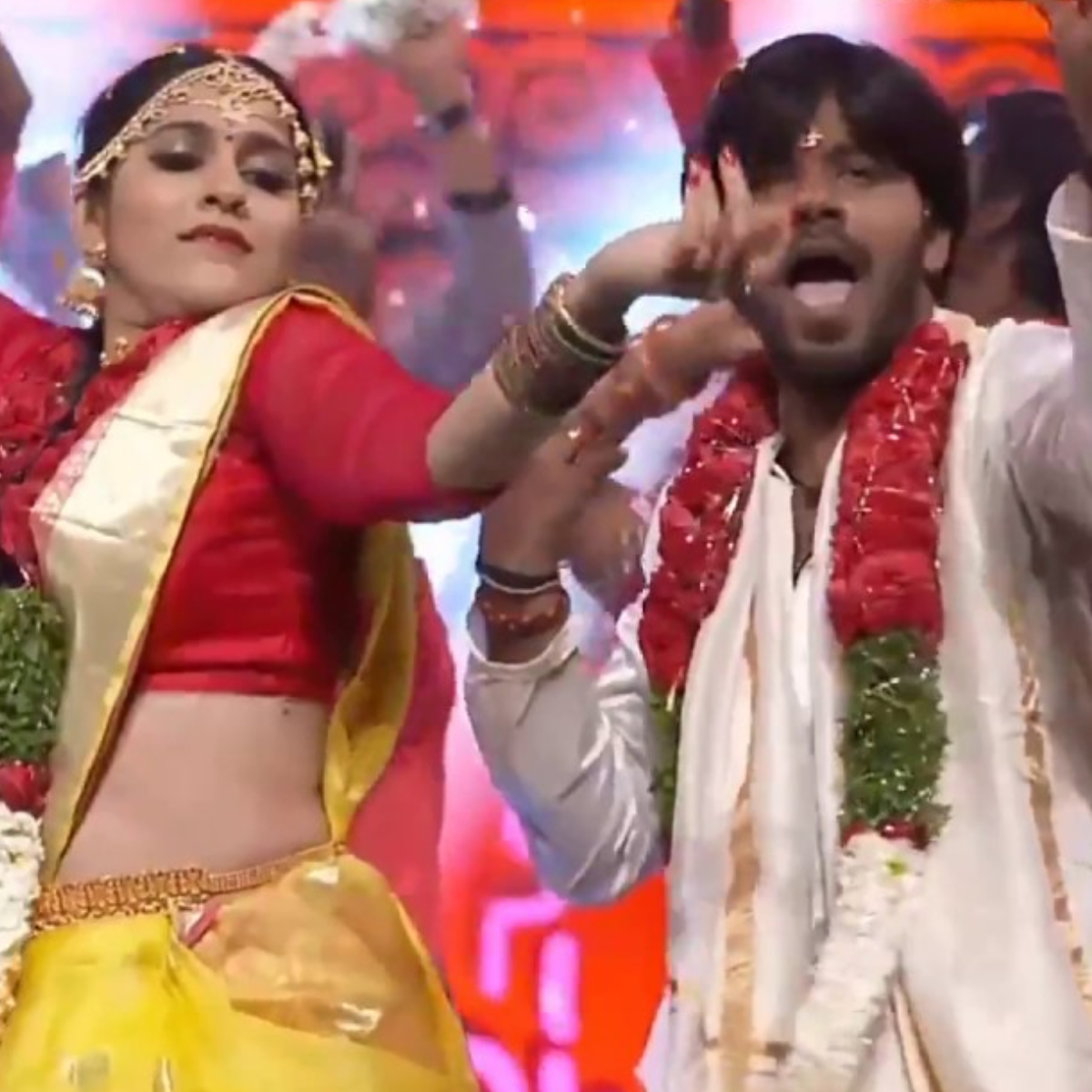 Rashmi Gautam OPENS UP about her linkup with Sudigali Sudheer: In real  life, we are not great friends | PINKVILLA