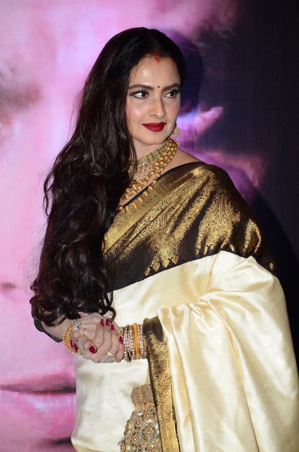 600px x 906px - Happy Birthday Rekha: 10 Times the timeless veteran's signature saree looks  left us mesmerised | PINKVILLA