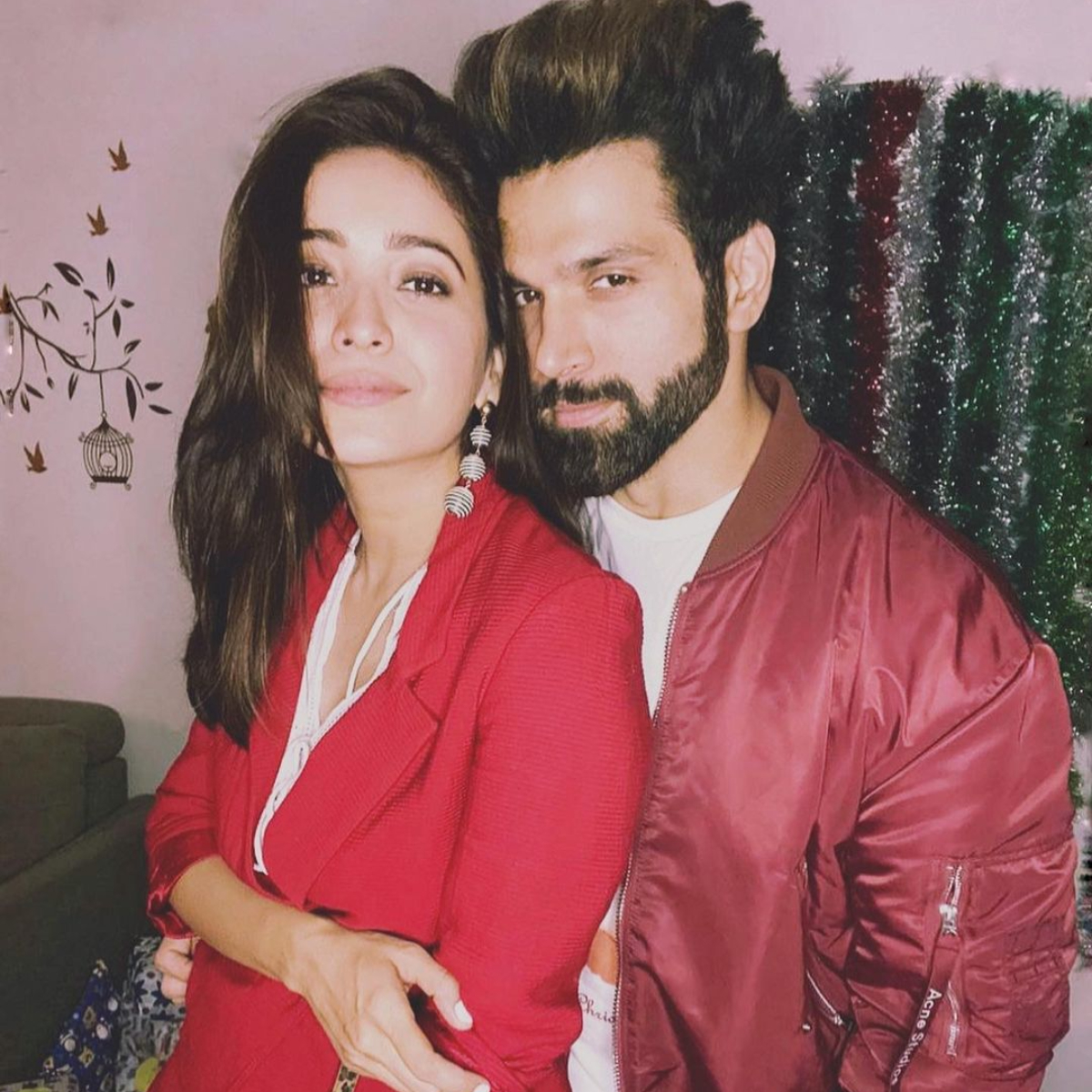 Rithvik Dhanjani sends birthday wishes to ex-girlfriend Asha Negi; Fans wish for them to reunite Rithvik wish Asha