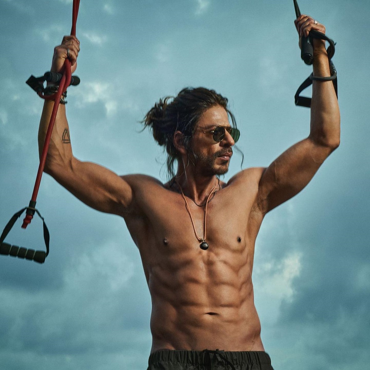 EXCLUSIVE: Shah Rukh Khan & Rajkumar Hirani film begins next week in Mumbai – SRK to juggle with Atlee’s next EXCLUSIVE: Shah Rukh Khan & Rajkumar Hirani film begins next week in Mumbai – SRK to juggle with Atlee’s next