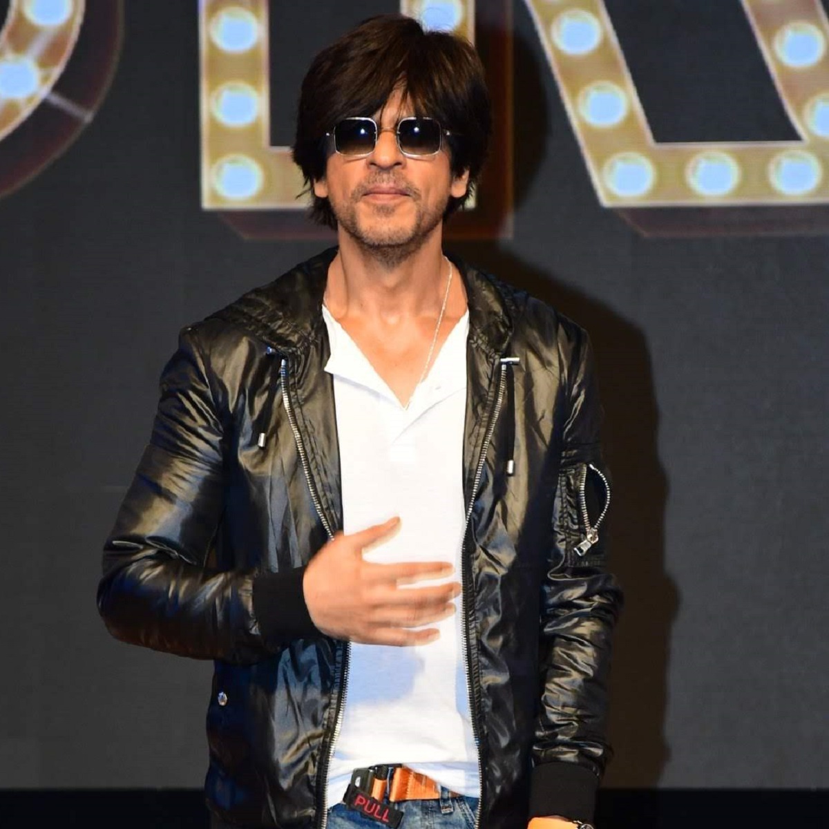 The Past Blast: The twisted tale of double role comedy individually with Salman, SRK, Akshay and Hrithik The Past Blast: The twisted tale of double role comedy individually with Salman, SRK, Akshay and Hrithik