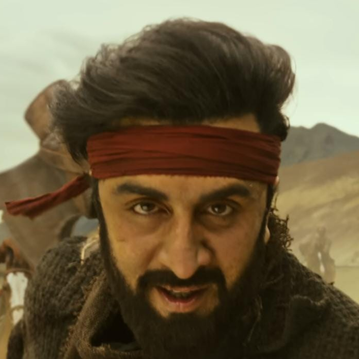 Shamshera Day 2 Box Office: Ranbir Kapoor & Sanjay Dutt starrer is flat on Saturday; Co...