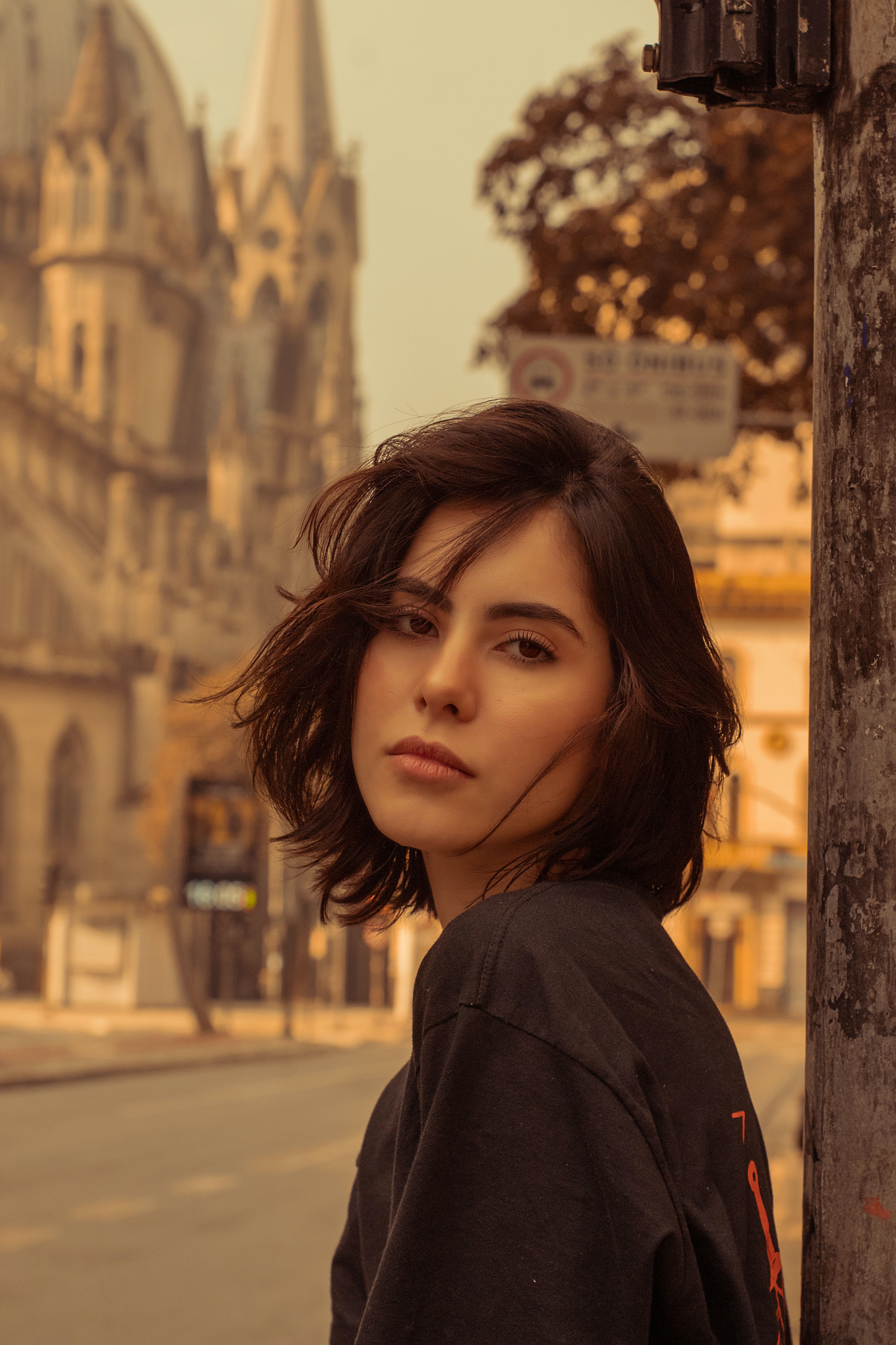 Airy short lob