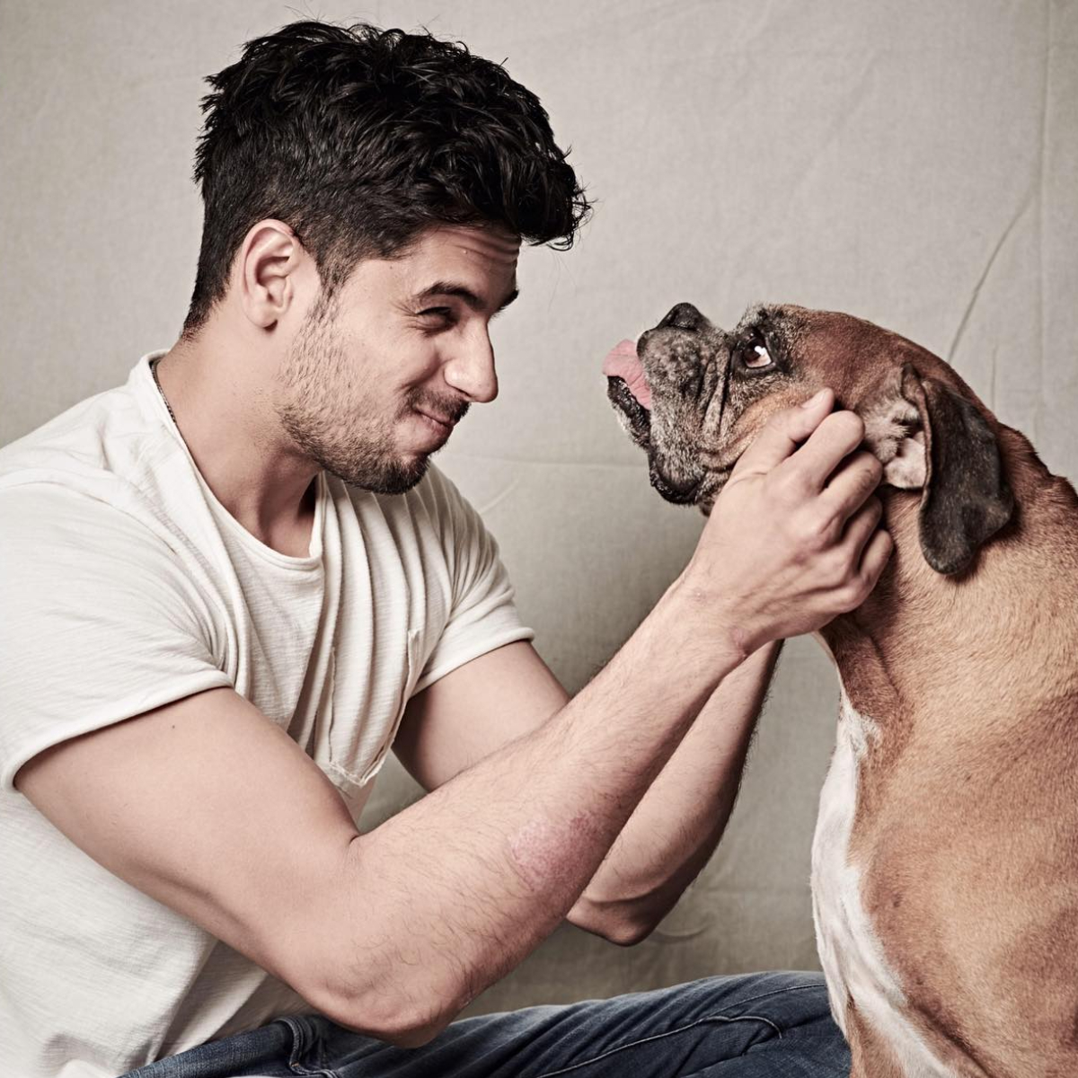 Exclusive: Sidharth Malhotra's pet dog Oscar passes away; Kiara Advani mourns the loss 