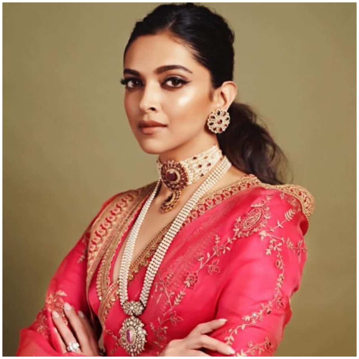 Deepika Padukone to Katrina Kaif: 6 Celeb approved statement necklaces you can wear this Karwa Chauth