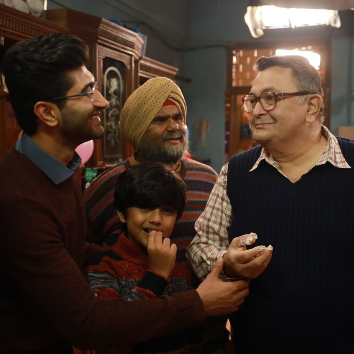 EXCLUSIVE: Sharmaji Namkeen's Suhail Nayyar on his last chat with Rishi Kapoor & what he strives to learn