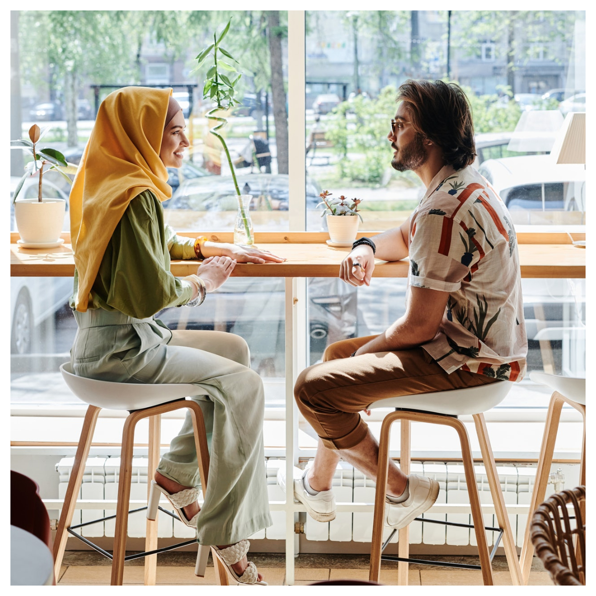 3 Things you should never ask a boy in the first meeting of an arranged marriage