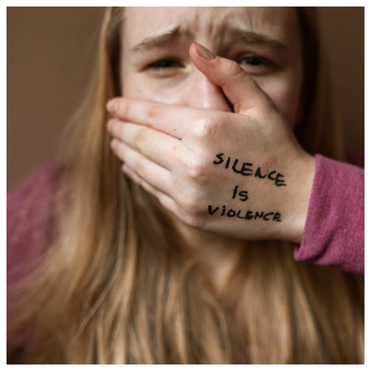 Things you should never tolerate in a relationship Things to never put up with in a relationship