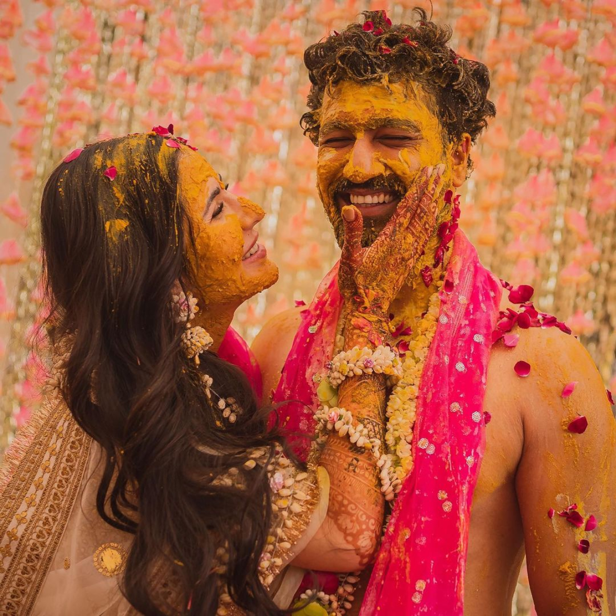 Katrina Kaif and Vicky Kaushal's haldi ceremony filled with love ...