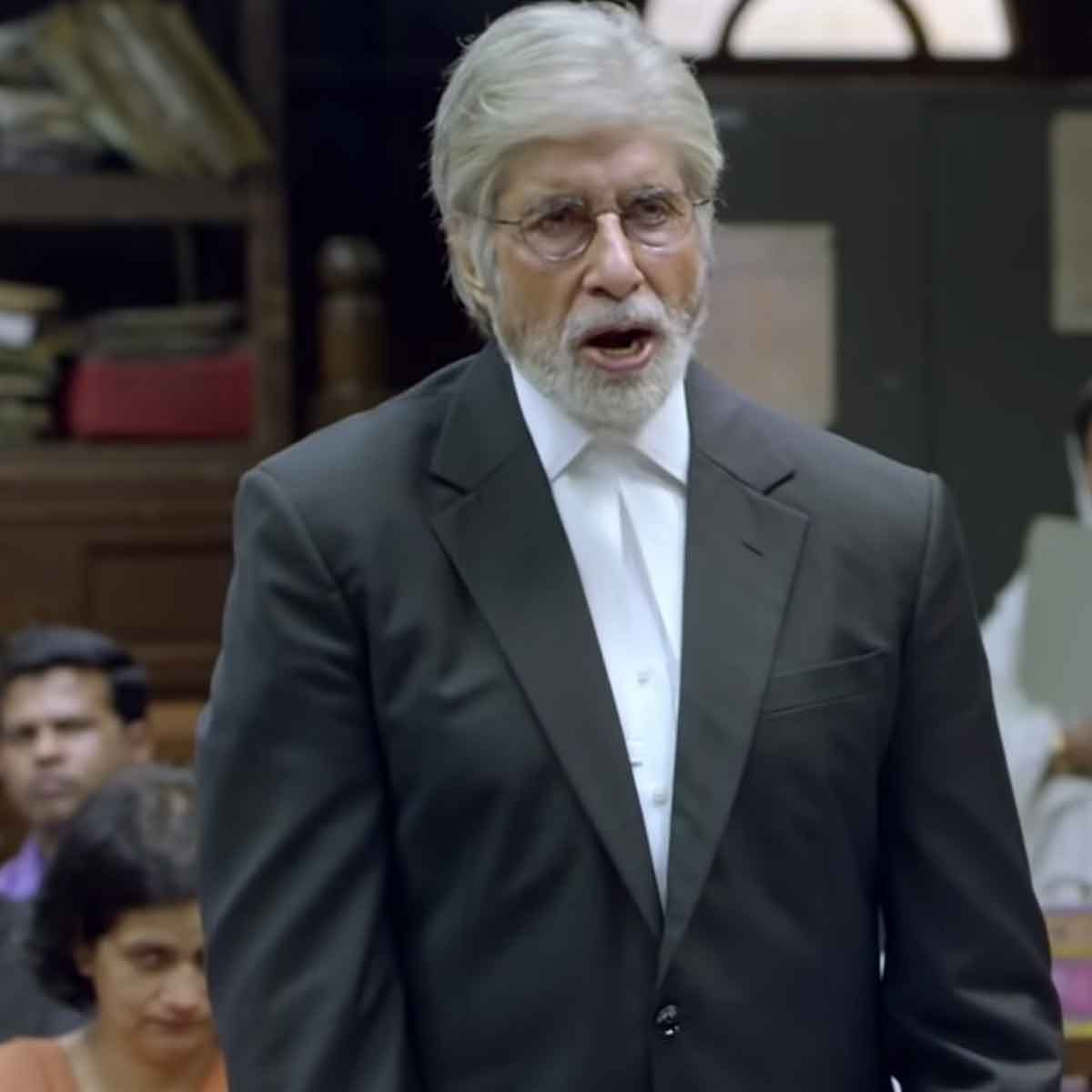 Pink: 5 reasons why Amitabh Bachchan’s character of ingenious lawyer Deepak Sehgal deserves his own spin off