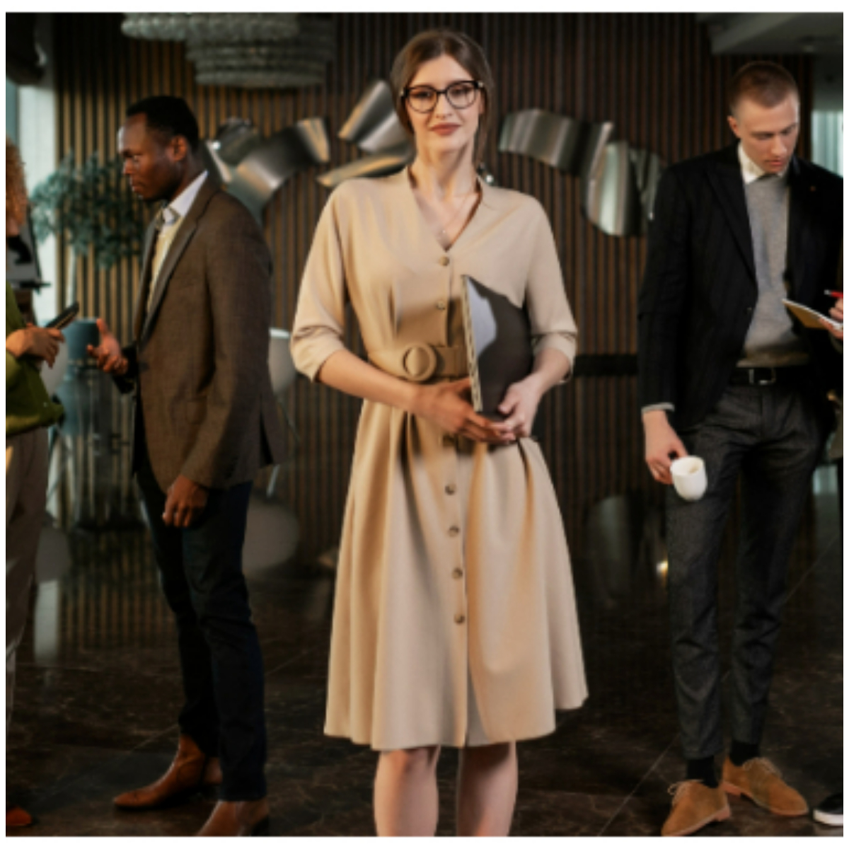 6 Best work dresses for women to look elegant at the office 6 Best work dresses for women to look elegant at the office