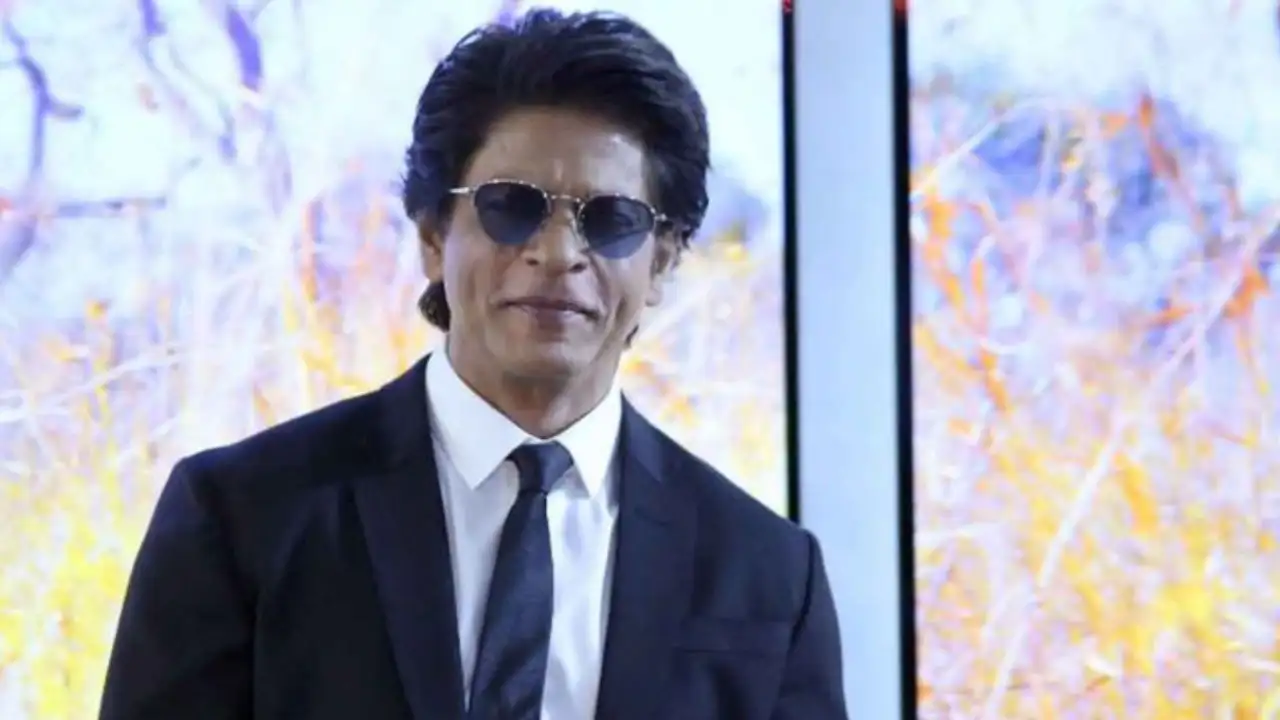 EXCLUSIVE: Shah Rukh Khan to have a low-key birthday, to meet fans at Taj Lands End