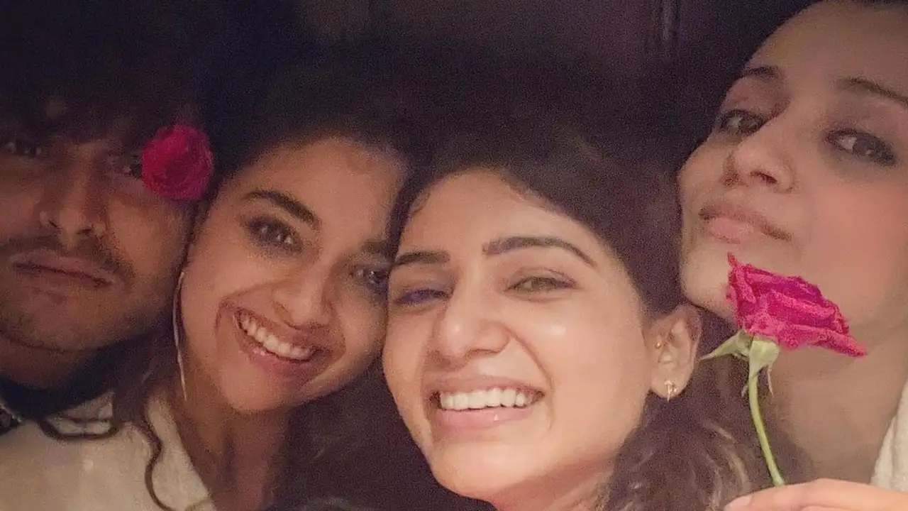 Samantha, Keerthy Suresh, Trisha, Kalyani Priyadarshan party together Photo Courtesy: (Keerthy Suresh Instagram)