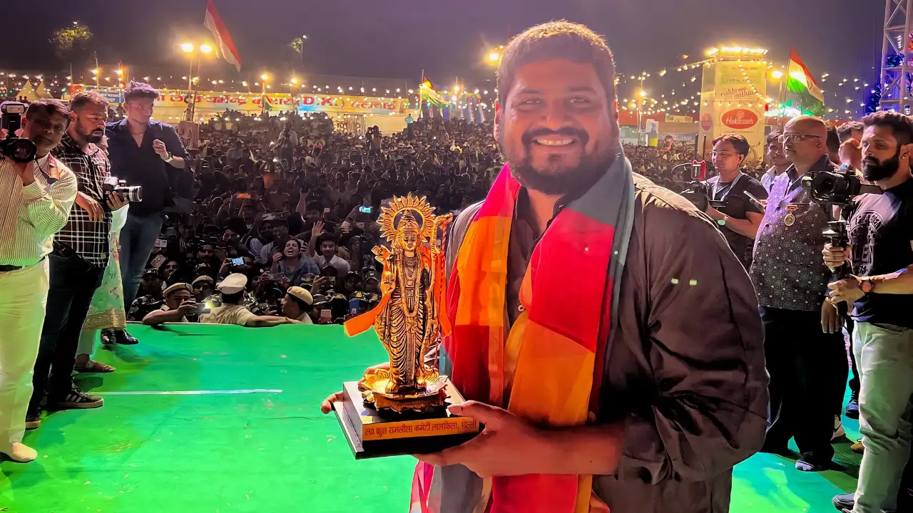 Prabhas starrer Adipurush is set to hit the theatres in January next year. See what director Om Raut has to say. Om Raut's Twitter handle
