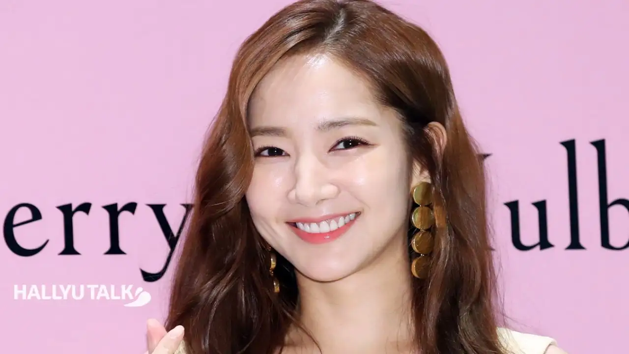 Park Min Young’s ex-boyfriend asks to refrain from soiling actress’ name; Explains break-up decision